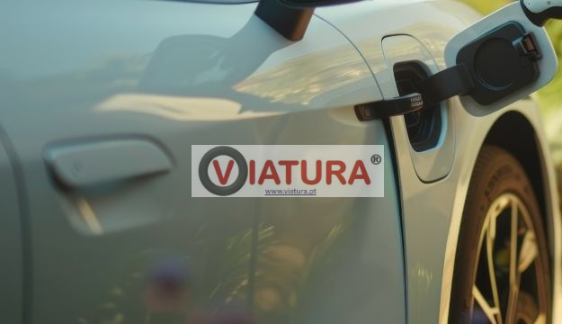 Carros Híbridos Plug-in em Portugal 2025